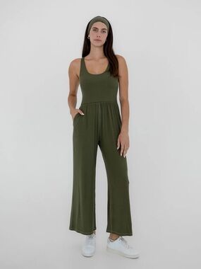 Imbodhi Ribbed Jumpsuit Size Small